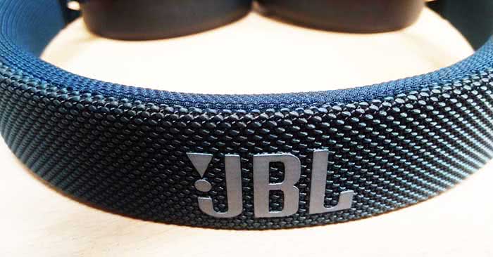 JBL Live 500bt Design and Specifications