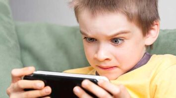 When Should Kids Get Smartphones?