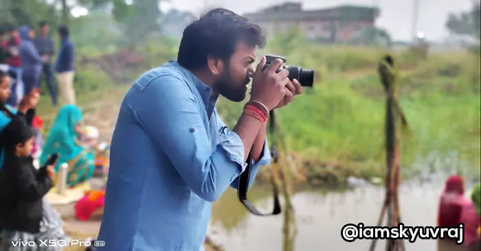 weight of Nikon D3500